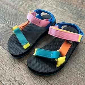 Teva Little Kids Original Universal Multi color, 11